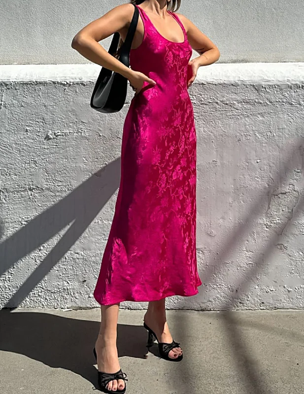 Market Fuchsia Jacquard Midi Dress Cute floral print midi dresses